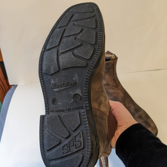 Blundstone boots 8.5(7.5) in VGUC - Picture 8 of 9